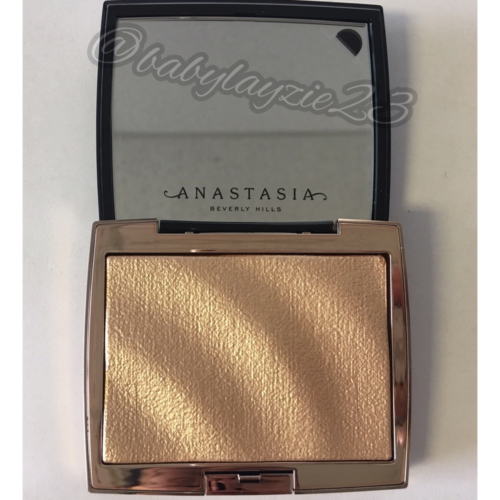 Anastasia Beverly Hills x Amerzy Highlighter
